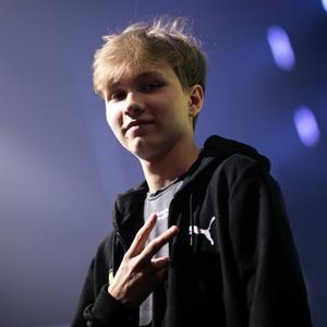 确保球队在 确保球队在